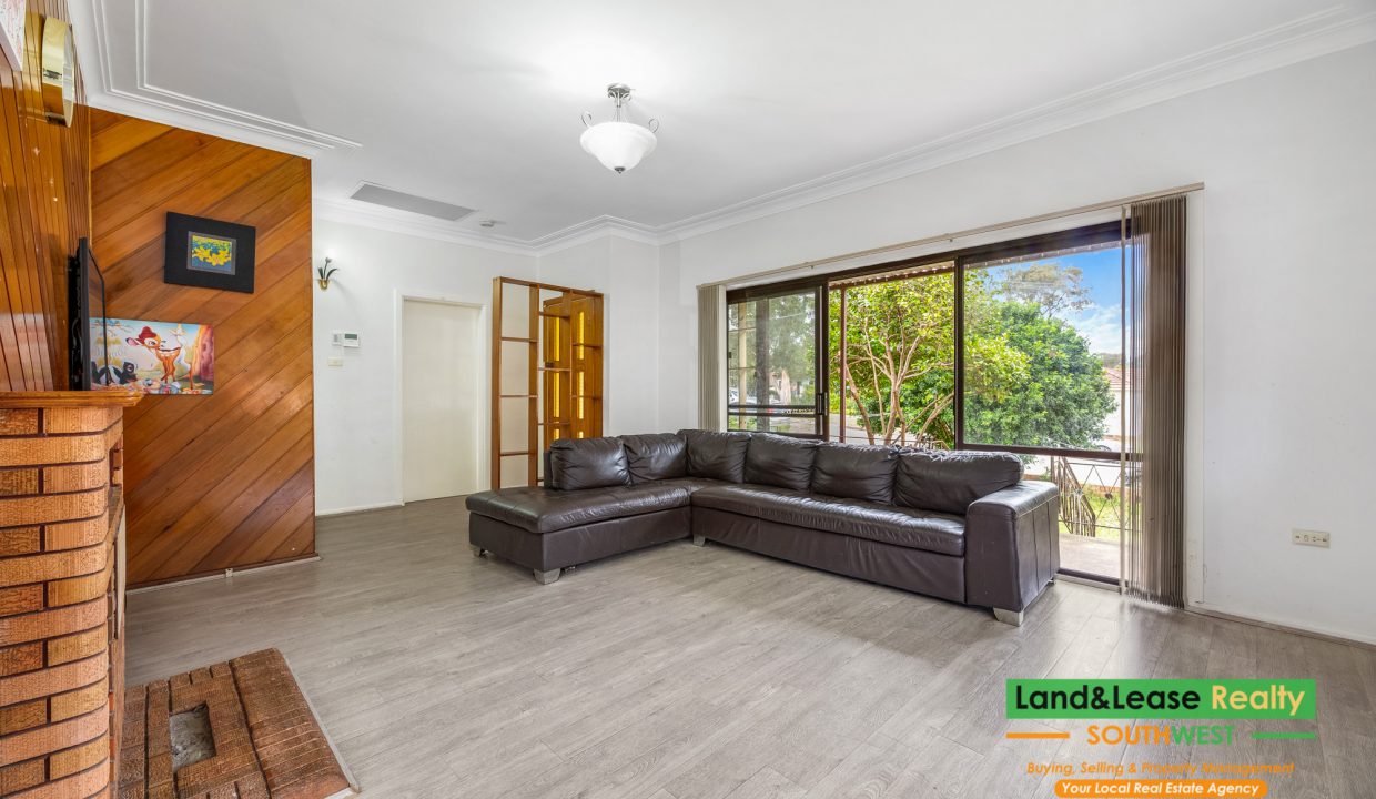 2021-03-11 17 Cornock Ave, Toongabbie-LR-009