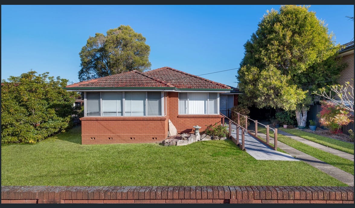 168 Harrow Road, Glenfield, NSW 2167