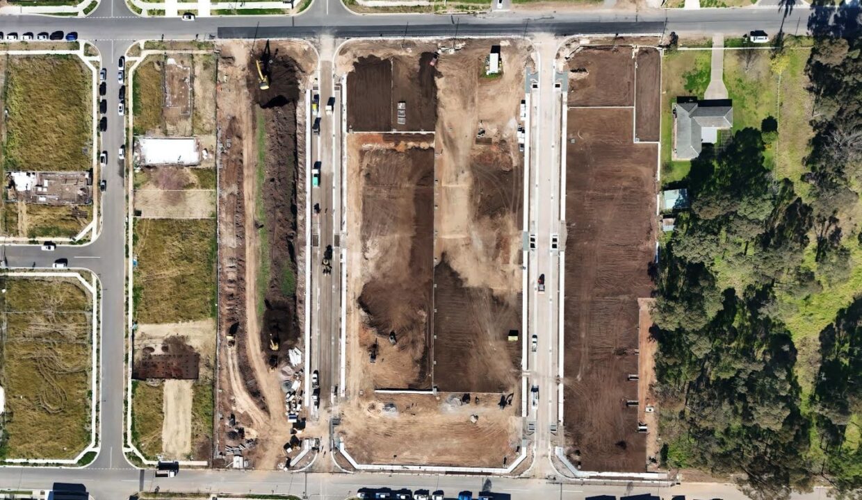 2019387611_12_1_240807_090514-w1488-h833