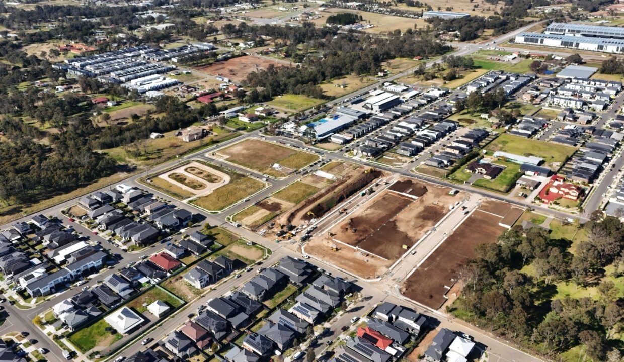 2019387611_14_1_240807_090514-w1495-h836