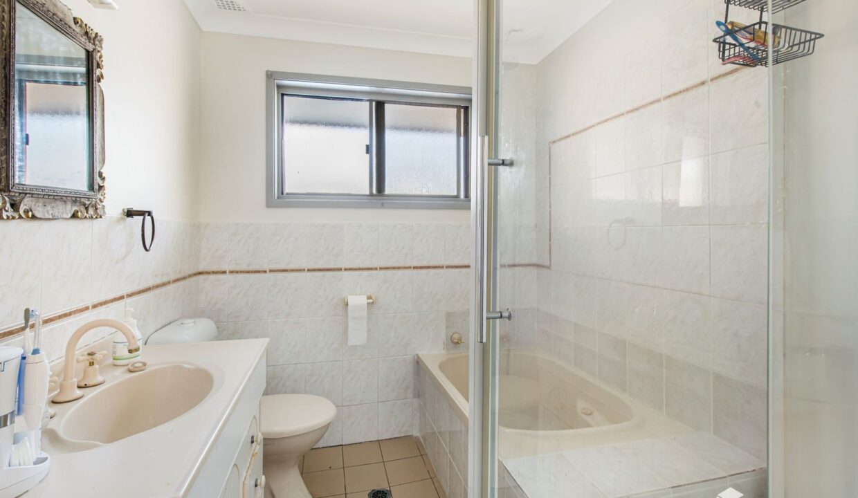 16518117_7_1_230615_073020-w2507-h1672